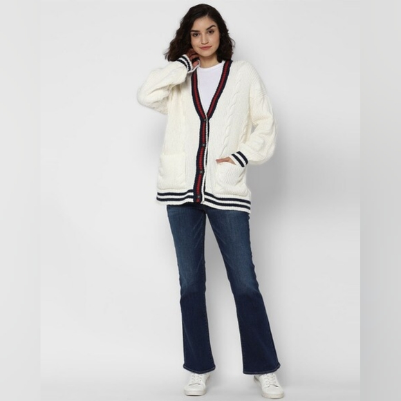 American Eagle Over Sized Cable Knit Button-Up Cardigan - Picture 5 of 11